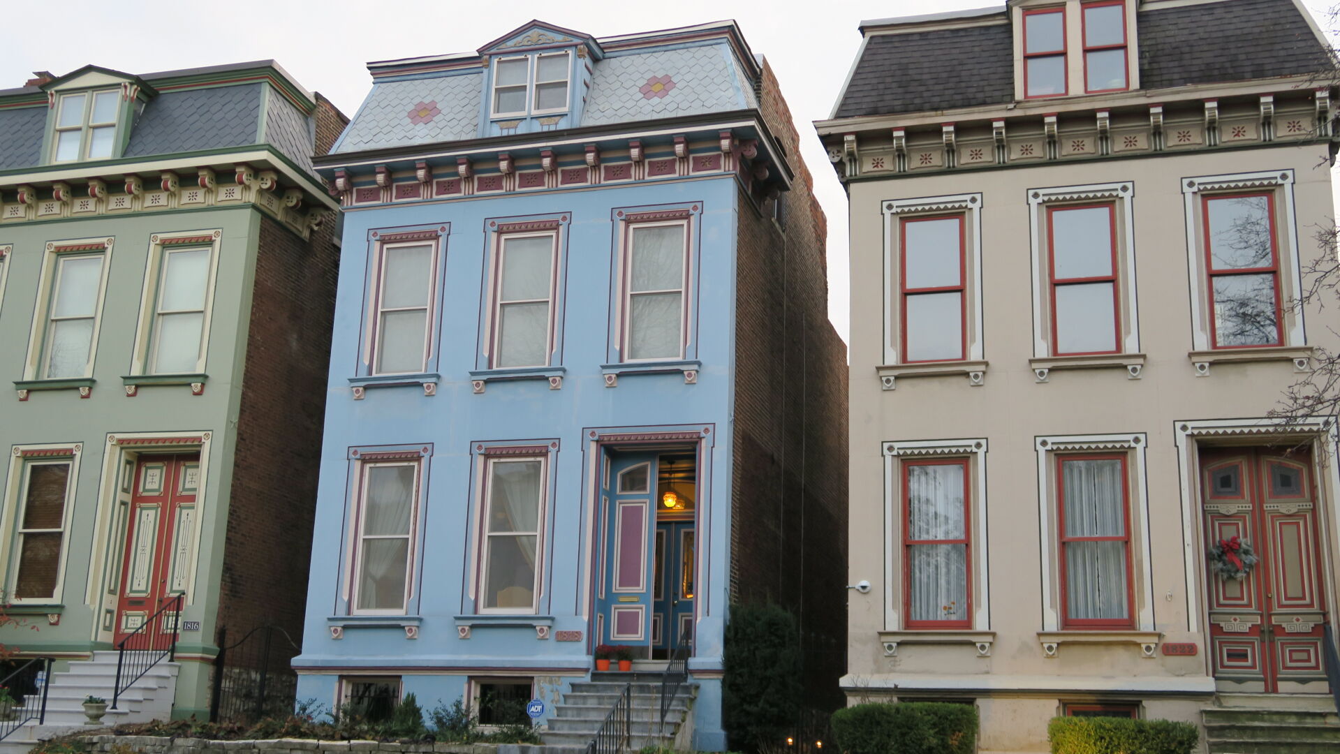 Lafayette Square photo by B. Bastian